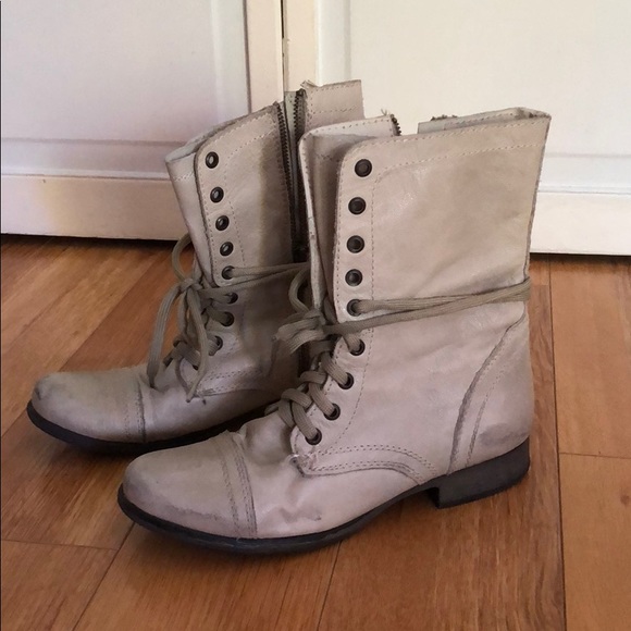steve madden beige boots